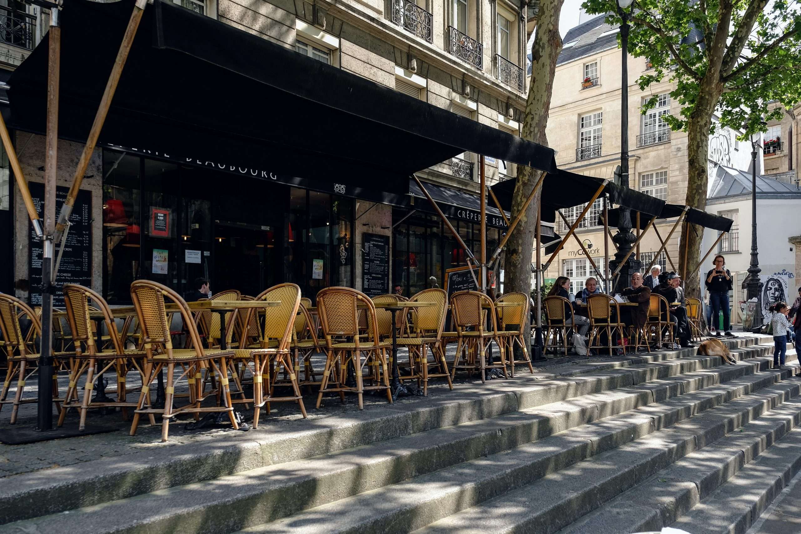 Las 3 mejores sillas para la terraza de tu restaurante