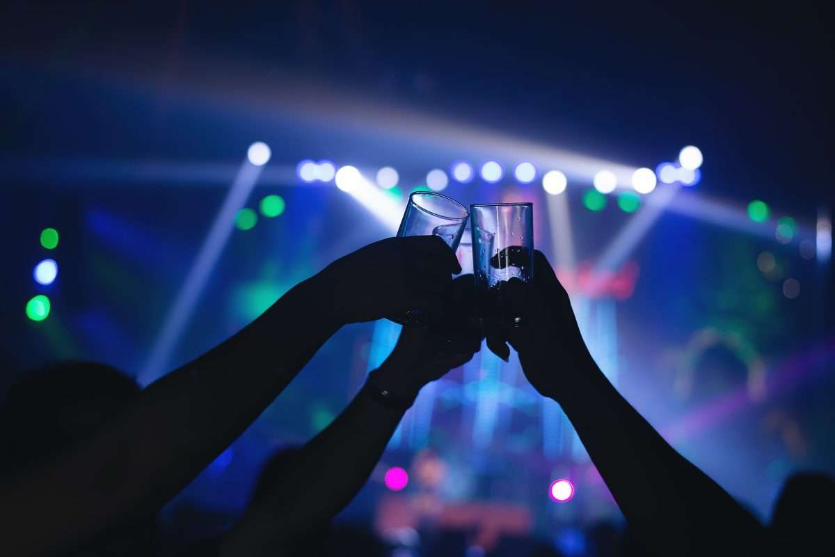 Nice attractive stylish cheerful cheery positive carefree guys l licencia de tu local nocturno
