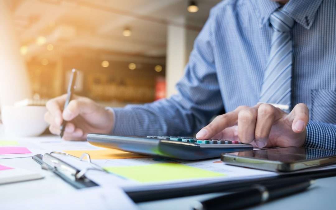 ¿Es rentable alquilar una casa con un local comercial?