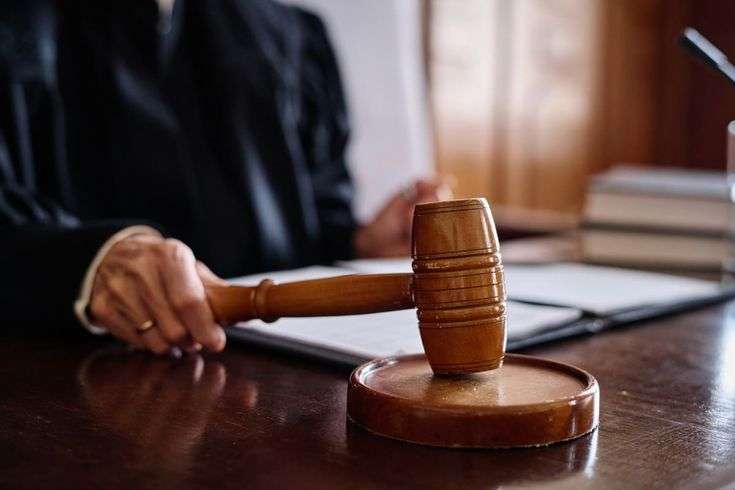 Consecuencias de operar sin licencia en un local comercial