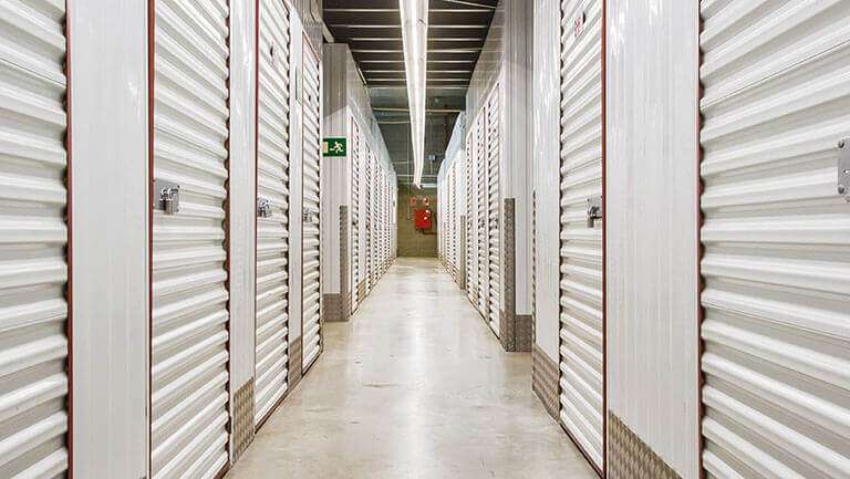 Ideas-para-maximizar-el-espacio-al-convertir-un-local-en-trasteros
